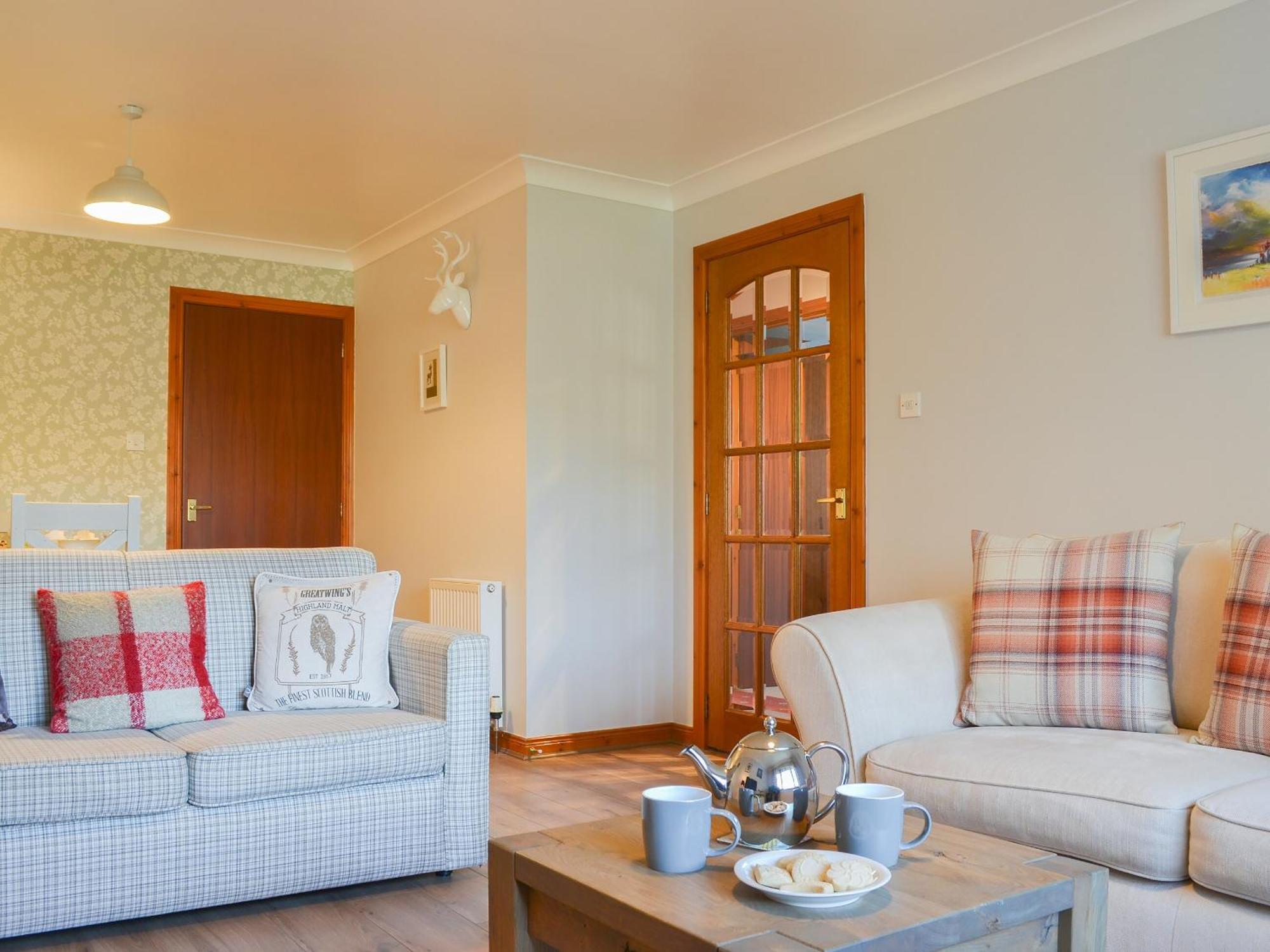 Four Winds Villa Drumnadrochit Exterior photo